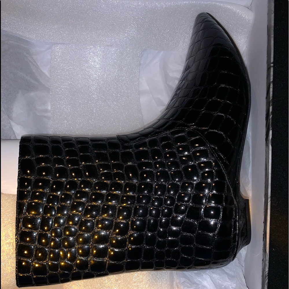 Jeffrey Campbell